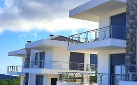 Oktonia apartments-Evia